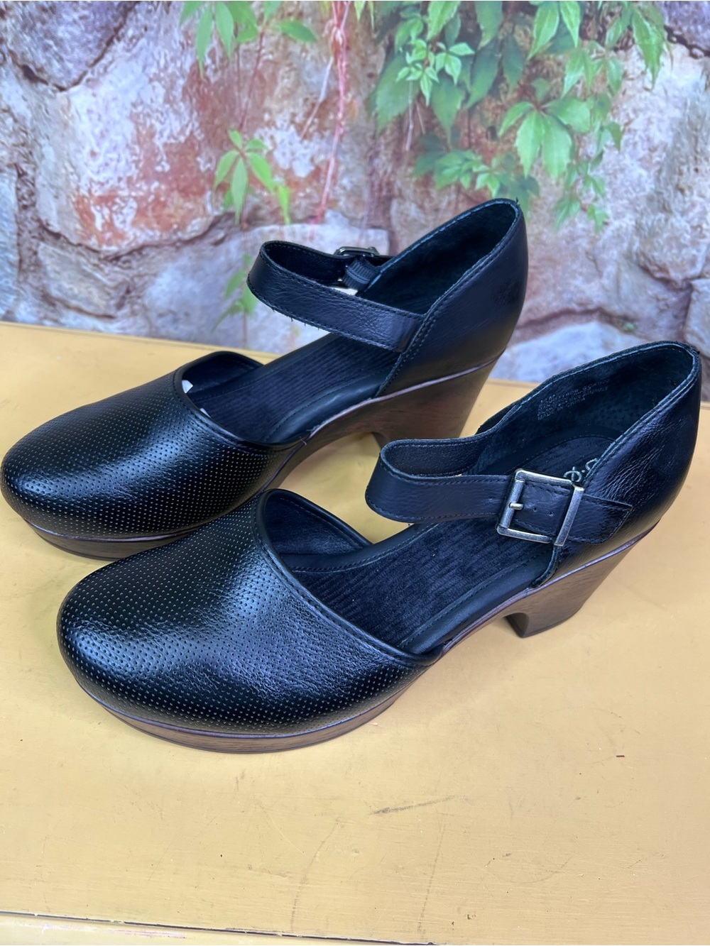 BOC Black Perforated Y2K Style Platform Boho Mary Jane Clogs, 11 - Picture 3 of 11